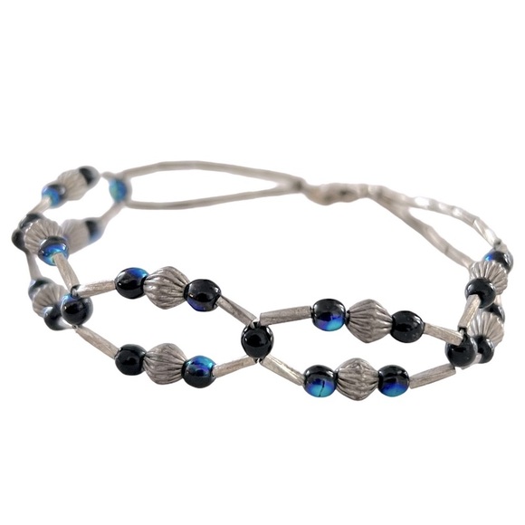 Silver & Blue Beaded Geometric Bracelet - Picture 7 of 8
